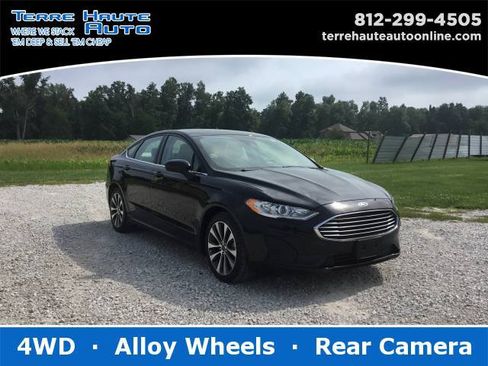 Used 2019 Ford Fusion SE AWD/4WD image 1