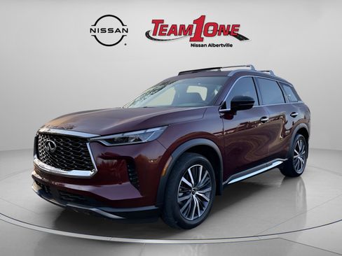 Used 2025 INFINITI QX60 Sensory w/ Vision Package image 9