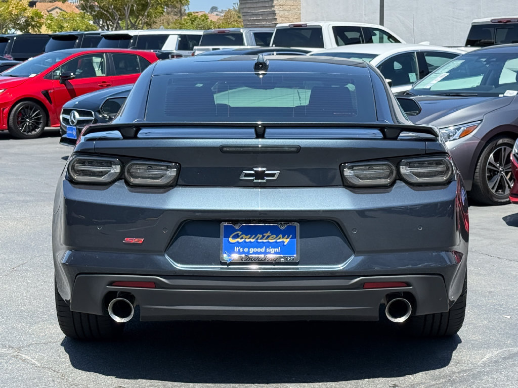 Used 2022 Chevrolet Camaro SS RWD image 8