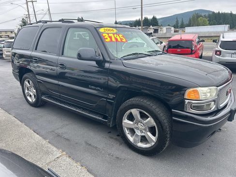 Used 2006 GMC Yukon Denali image 1