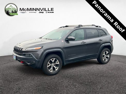 Used 2014 Jeep Cherokee Trailhawk w/ Technology Group image 1