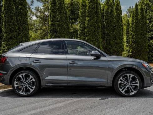 Used 2023 Audi Q5 2.0T Premium Plus w/ Premium Plus Package AWD/4WD image 12