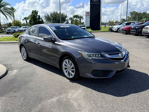Used 2017 Acura ILX image 4