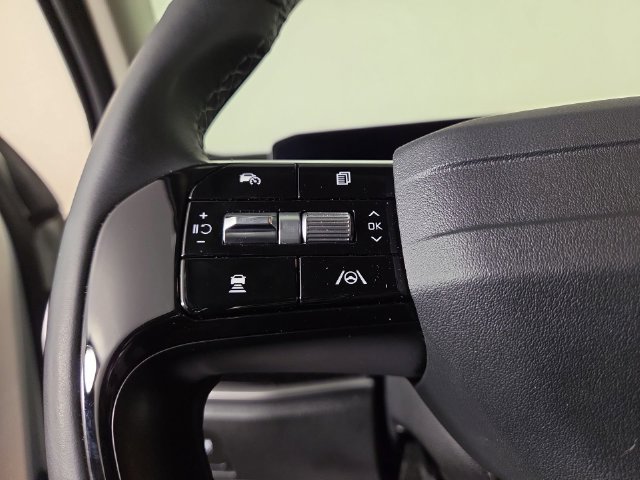 Used 2026 Kia Sorento LX FWD image 23