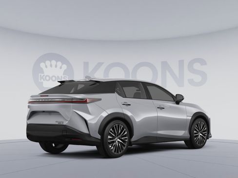 Used 2023 Lexus RZ 450e Premium w/ Accessory Package (2T) image 4