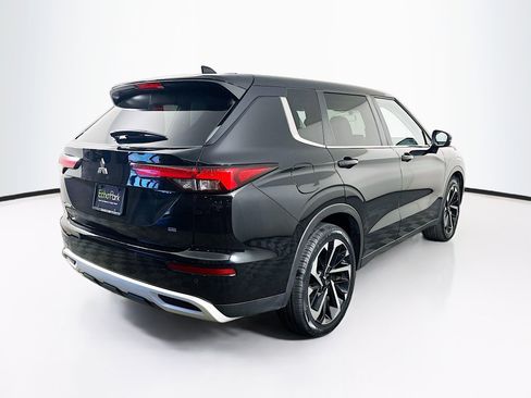 Used 2024 Mitsubishi Outlander SE FWD image 9