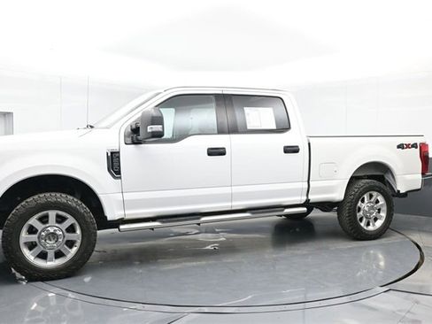 Used 2020 Ford F250 XLT image 12