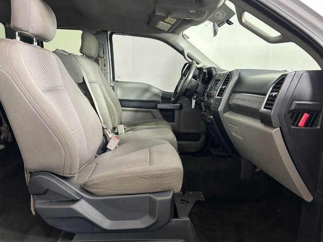 Used 2017 Ford F250 XLT w/ XLT Value Package AWD/4WD image 27