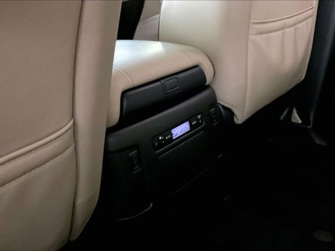 Used 2024 Nissan Armada Platinum w/ Cargo Package image 34