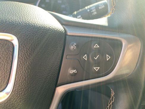 Used 2023 GMC Terrain AT4 AWD/4WD image 34