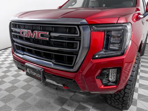 Used 2024 GMC Yukon AT4 image 30