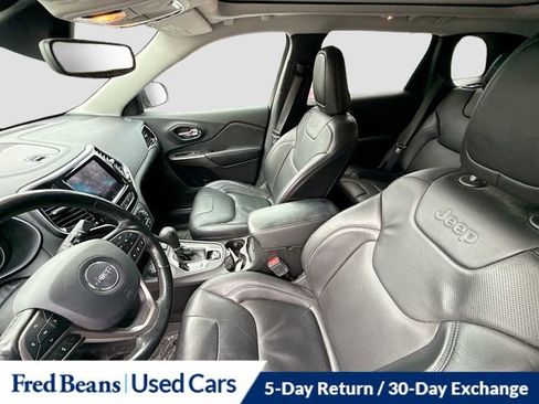 Used 2021 Jeep Cherokee Limited image 21