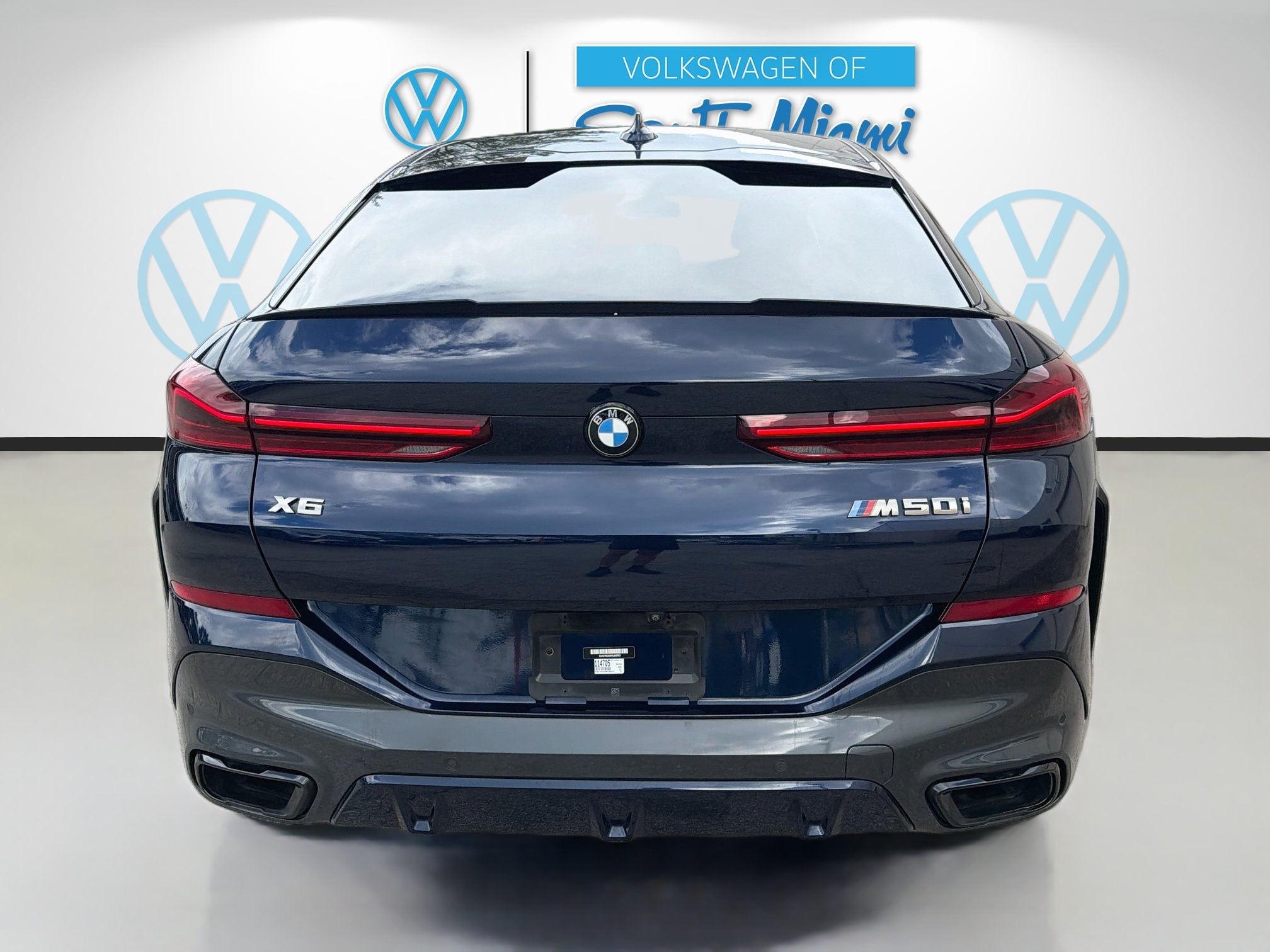 Used 2022 BMW X6 M50i w/ Executive Package AWD/4WD image 6