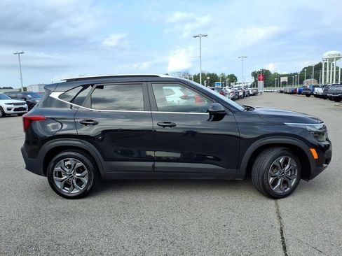 Used 2024 Kia Seltos S FWD image 2