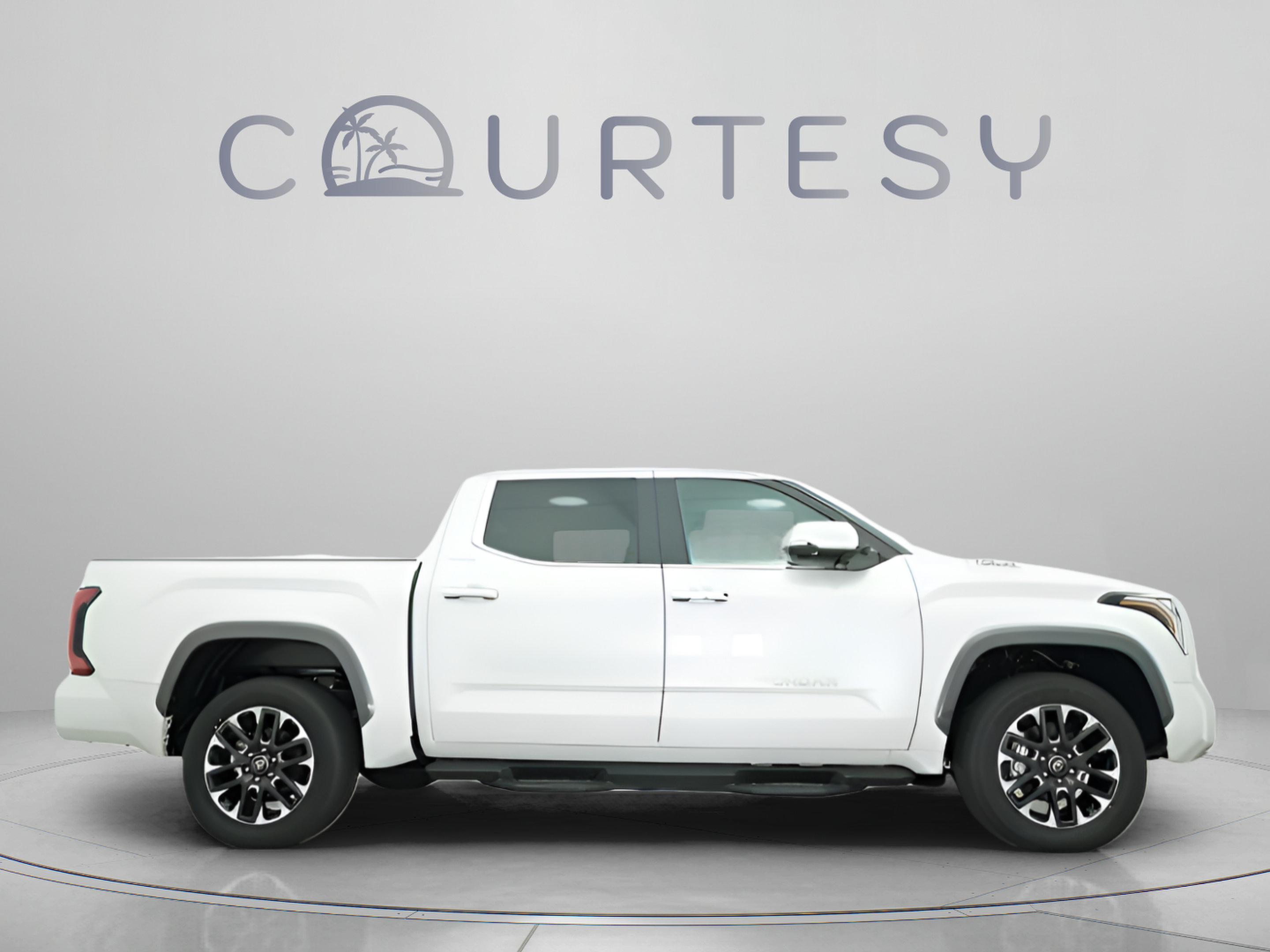 New 2025 Toyota Tundra Limited AWD/4WD image 22