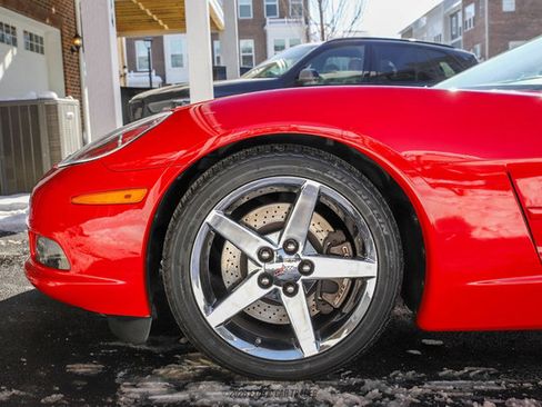 Used 2007 Chevrolet Corvette Convertible w/ Preferred Equipment Group RWD image 4