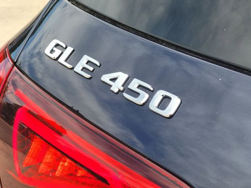 Used 2022 Mercedes-Benz GLE 450 4MATIC image 9
