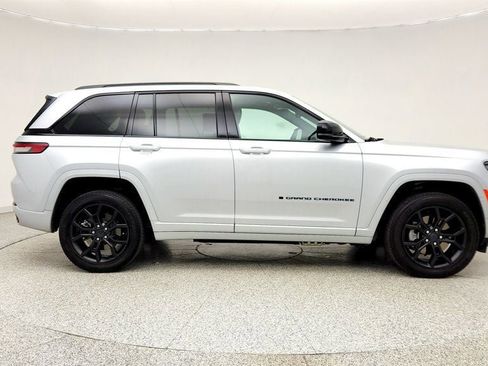 Used 2024 Jeep Grand Cherokee Limited 4xe AWD/4WD image 4
