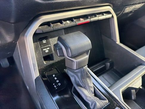 Used 2022 Toyota Tundra SR5 AWD/4WD image 19