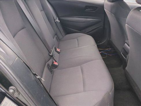 Used 2022 Toyota Corolla LE FWD image 18