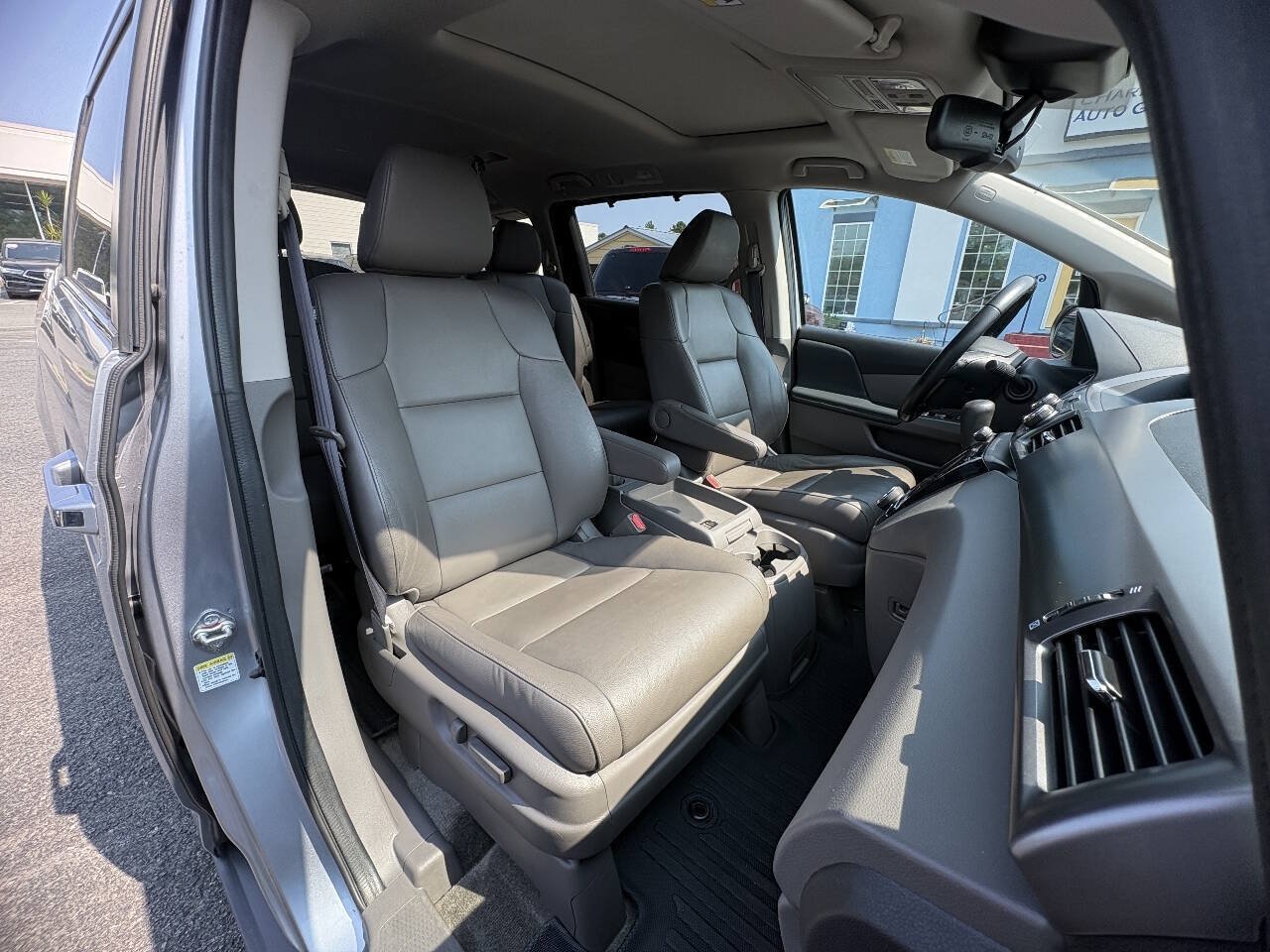 Used 2017 Honda Odyssey EX-L image 26