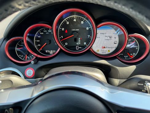 Used 2017 Porsche Cayenne AWD/4WD image 21