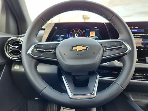 New 2026 Chevrolet Equinox LT w/ Convenience Package II image 15