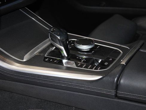 Used 2021 BMW X5 xDrive40i w/ M Sport Package AWD/4WD image 13