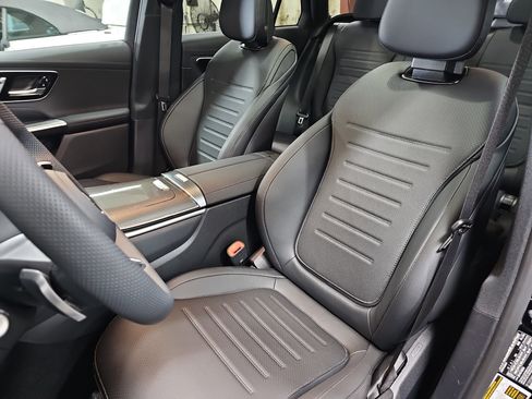 New 2026 Mercedes-Benz GLC 300 4MATIC image 16