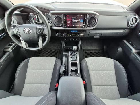 Used 2023 Toyota Tacoma TRD Off-Road AWD/4WD image 15