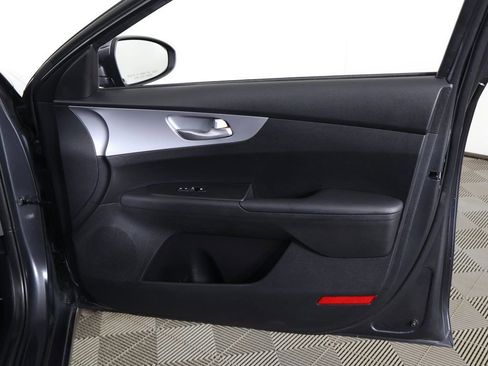 Used 2023 Kia Forte LXS image 21