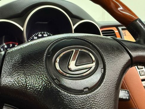 Used 2010 Lexus SC 430 Convertible image 24