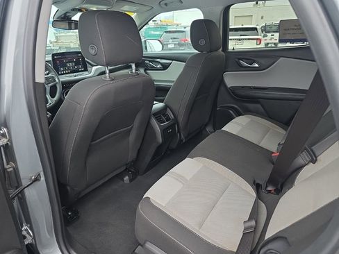 Used 2023 Chevrolet Blazer LT image 23