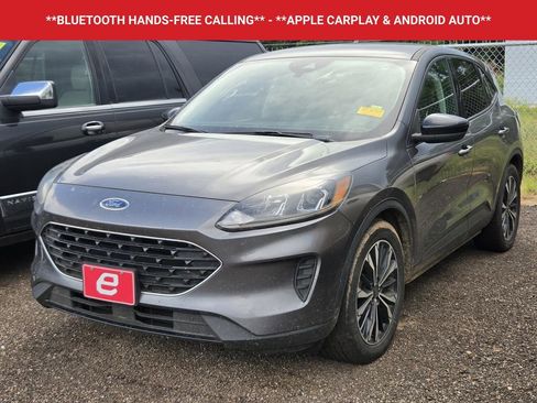 Used 2022 Ford Escape SE w/ SE Sport Appearance Package FWD image 3
