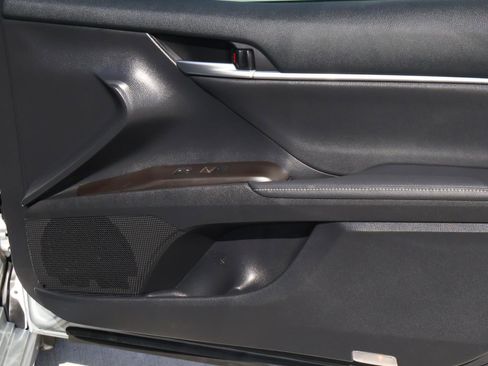 Used 2024 Toyota Camry XSE image 17