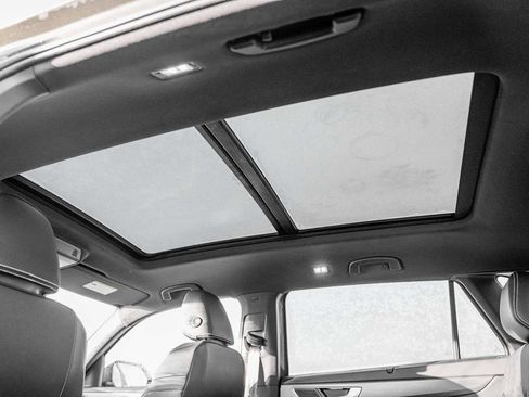 New 2026 Volkswagen Atlas Cross Sport SE image 11