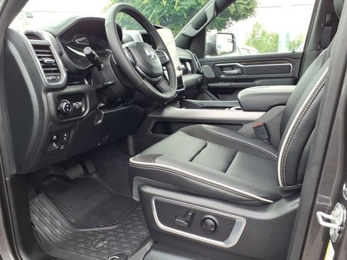 Used 2025 RAM 1500 Laramie w/ Night Edition AWD/4WD image 12