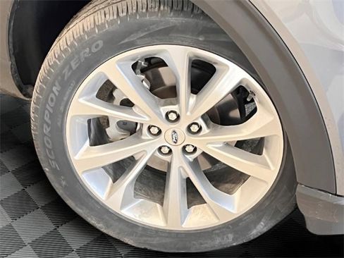 Used 2022 Ford Explorer Platinum w/ Equipment Group 601A image 37