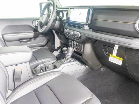 New 2026 Jeep Wrangler Sahara image 40