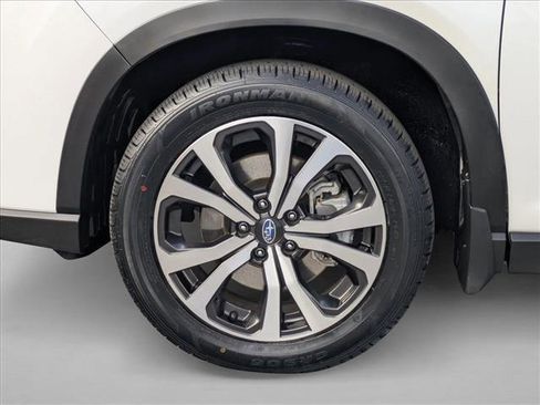 Used 2023 Subaru Forester Limited w/ Popular Package #2 image 24