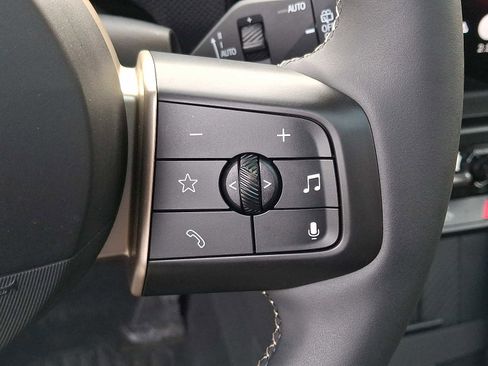 Certified 2025 MINI Cooper S image 23