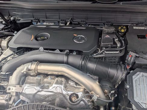 Certified 2025 Mercedes-Benz GLB 250 4MATIC image 42