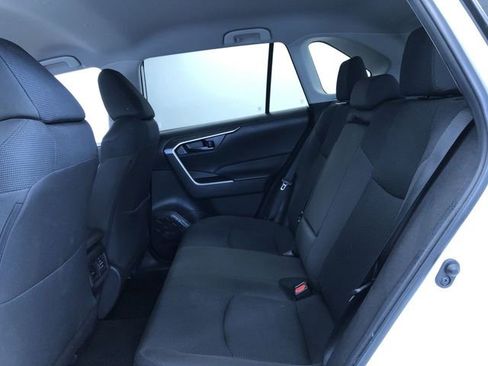 Certified 2025 Toyota RAV4 LE AWD/4WD image 20