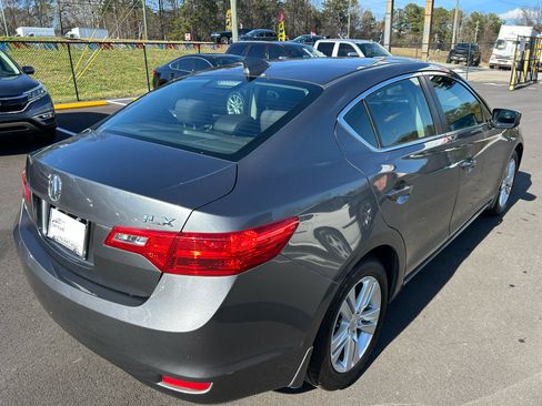 Used 2013 Acura ILX AT image 5