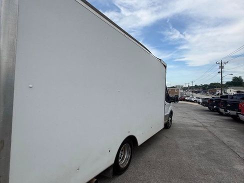 Used 2015 Ford Transit 350 156 DRW w/ Exterior Upgrade Package RWD image 7