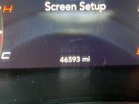 Used 2023 Dodge Charger SXT image 23