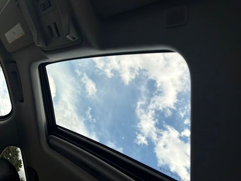 Used 2020 Cadillac Escalade Luxury w/ Escalade Sport Edition image 12