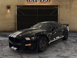 Used 2020 Ford Mustang Shelby GT500 w/ Carbon Fiber Track Pack RWD video 2