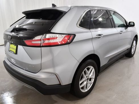 Used 2024 Ford Edge SEL w/ Convenience Package AWD/4WD image 11