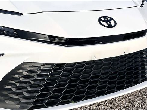 Used 2026 Toyota Camry SE w/ Convenience Package FWD image 29